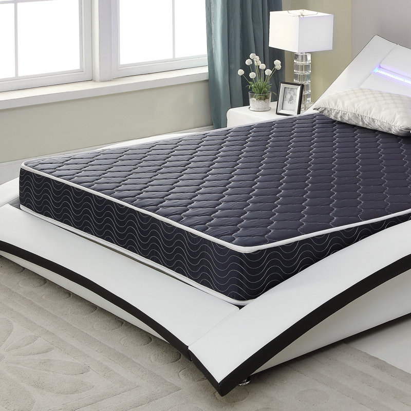 Matelas moderne en mousse haute densité de 6 pouces avec housse matelassée résistante à l'eau, Full