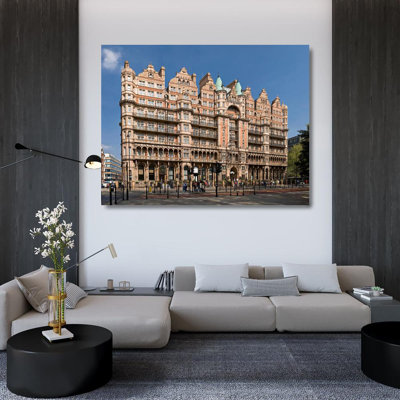 Hotel Russell in London