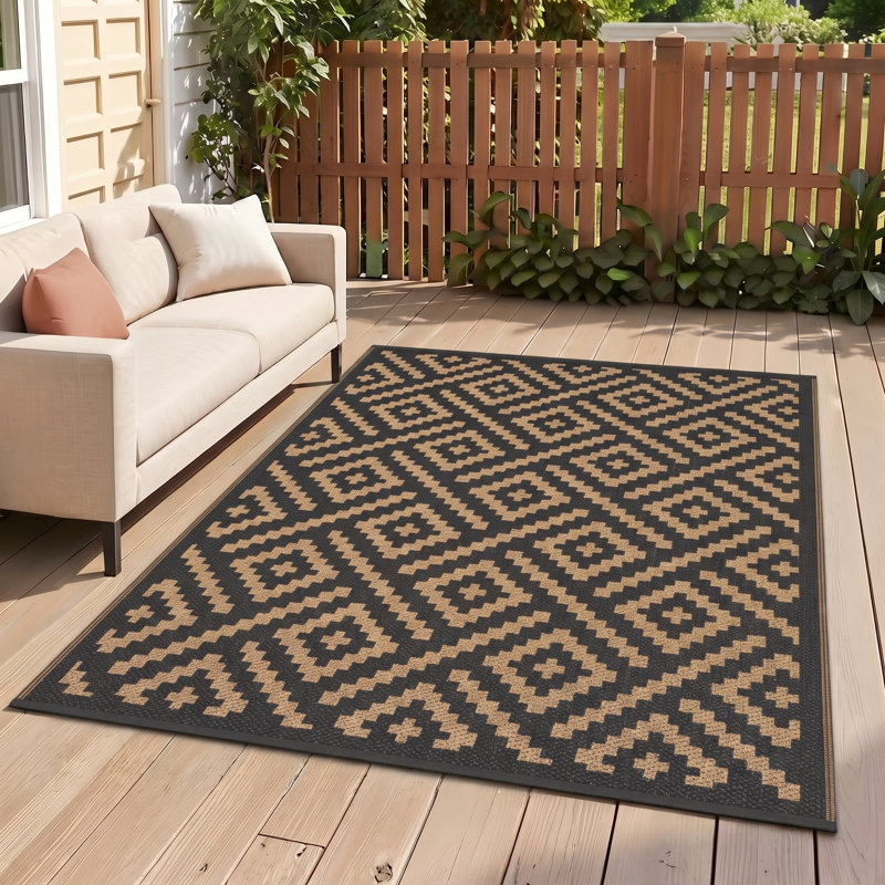 Geometric Recycled P.E.T Machine Printed Indoor / Outdoor Area Rug, Rectangle 270 x 360 cm, Brown/Black