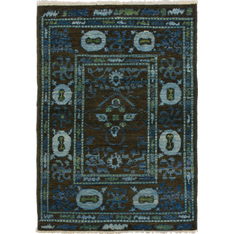Tapis de zone en laine brun foncé 4 pi 2 po x 6 po main one-of-kind noué la Céline