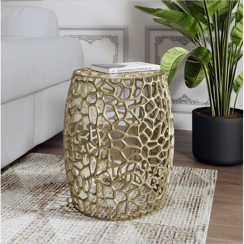 Table de bout cylindrique en aluminium au design complexe