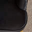Fauteuil moderne moderne en velours, option tendance et confortable-300569641