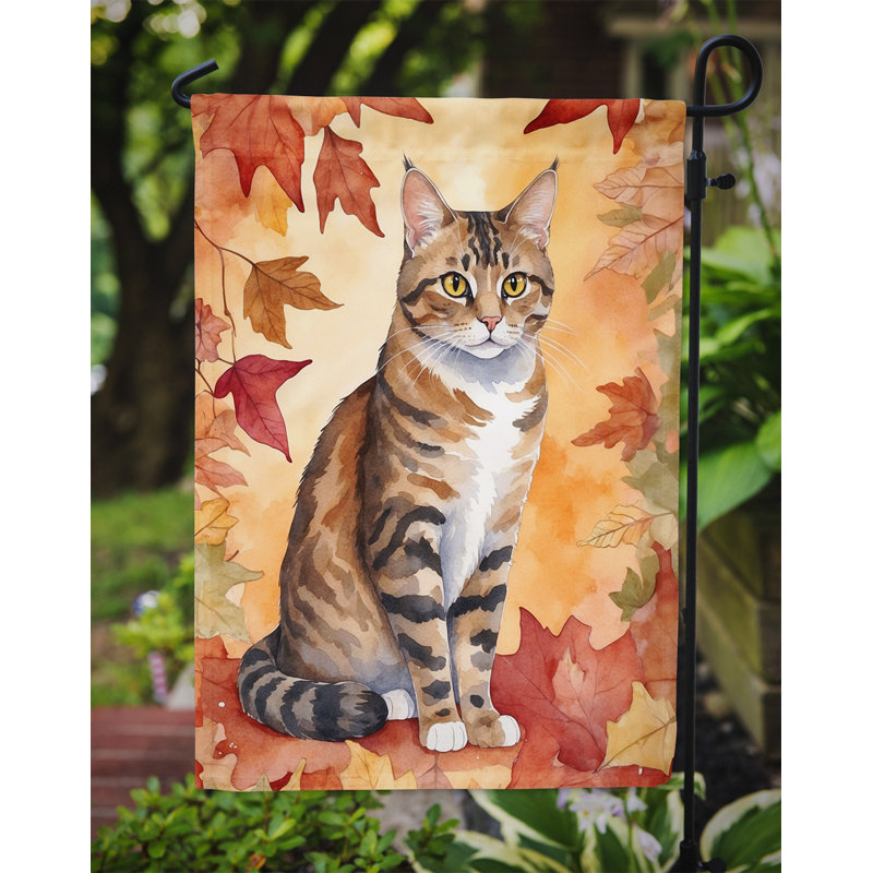 Chat en feuilles d'automne drapeau de jardin, Jaune californien pailleté