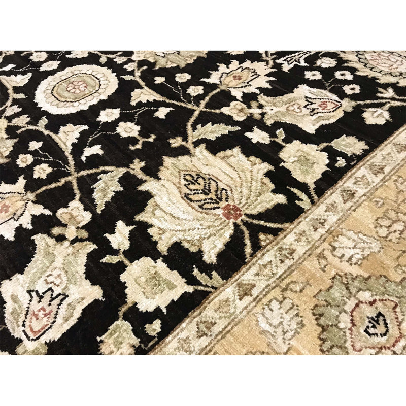 Sultanabad Wool Oriental Area Rug in Black/Beige, Rectangle 6'1" x 8'6"