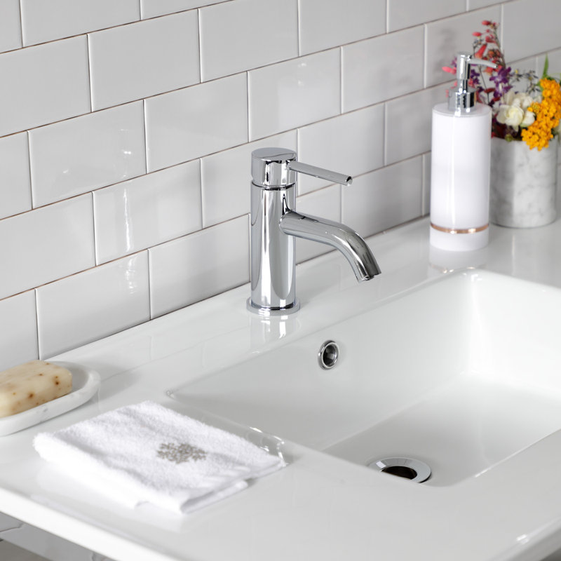 Kingston Brass Quadras 37-Inch Ceramic Console Sink with Steel Base and Shelf (1-Hole), White/Polished Chrome