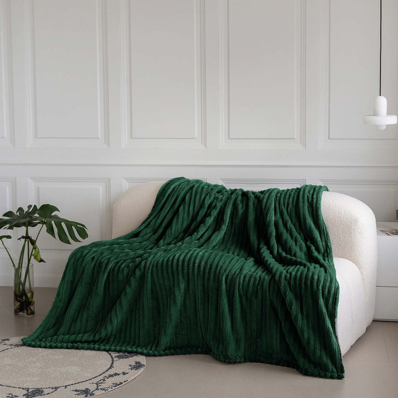 BELLISSIMA PLUSH THROW, 150cm x 100cm, Emerald