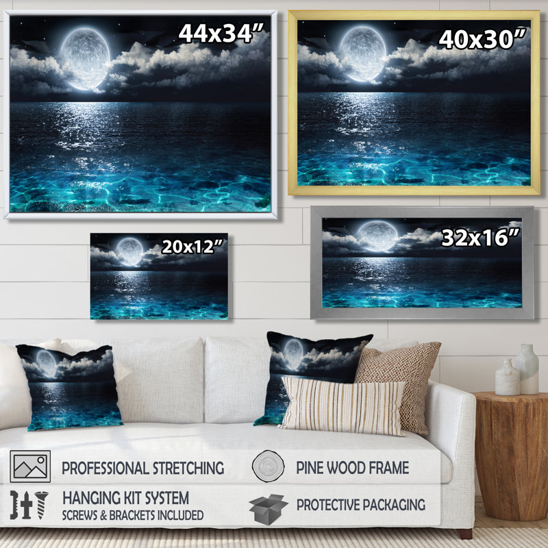 Pleine lune romantique au-dessus de la mer - impression, Cadre photo noir, H 24 po x l 32 po