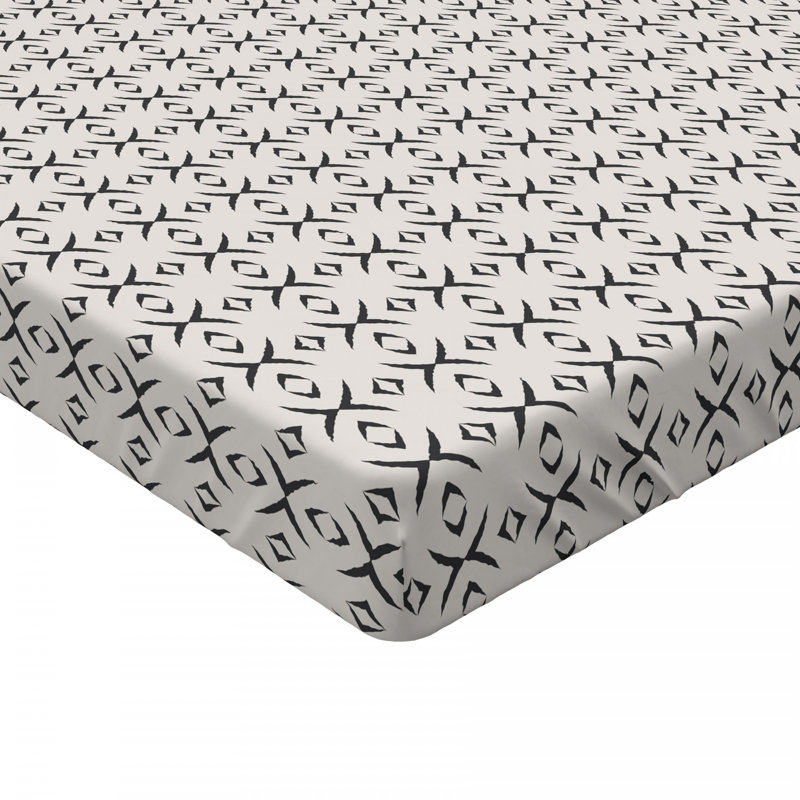 Twin Black and White Geometric Microfiber Fitted Sheet