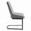 Chaise rembourrée avec pieds en métal