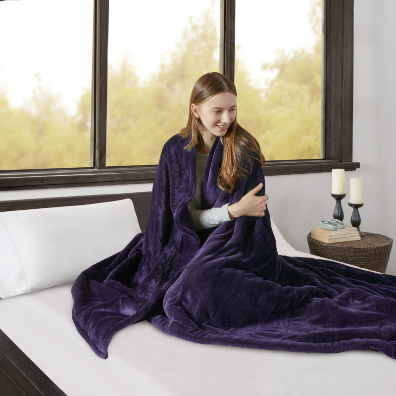 Beautyrest Heated Oversized Microlight to Berber Blanket, Purple, Queen