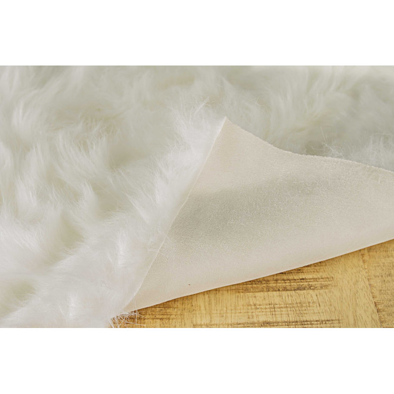 Escobedo Off White Faux Fur Washable Area Rug, Rectangle 3' x 5'