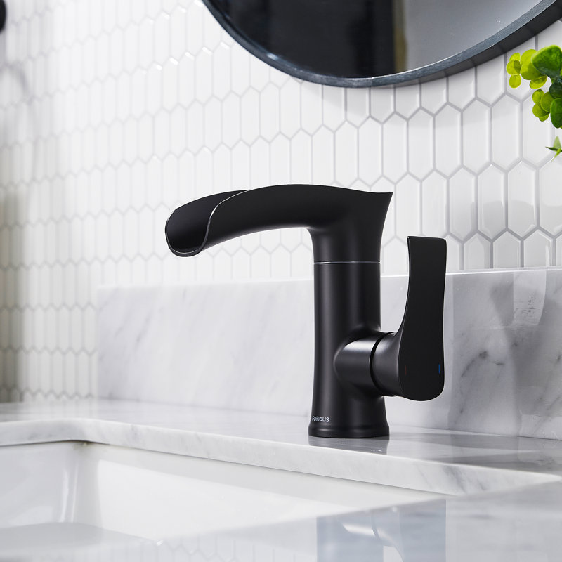 Single-Hole Single-handle Bathroom Faucet, Black