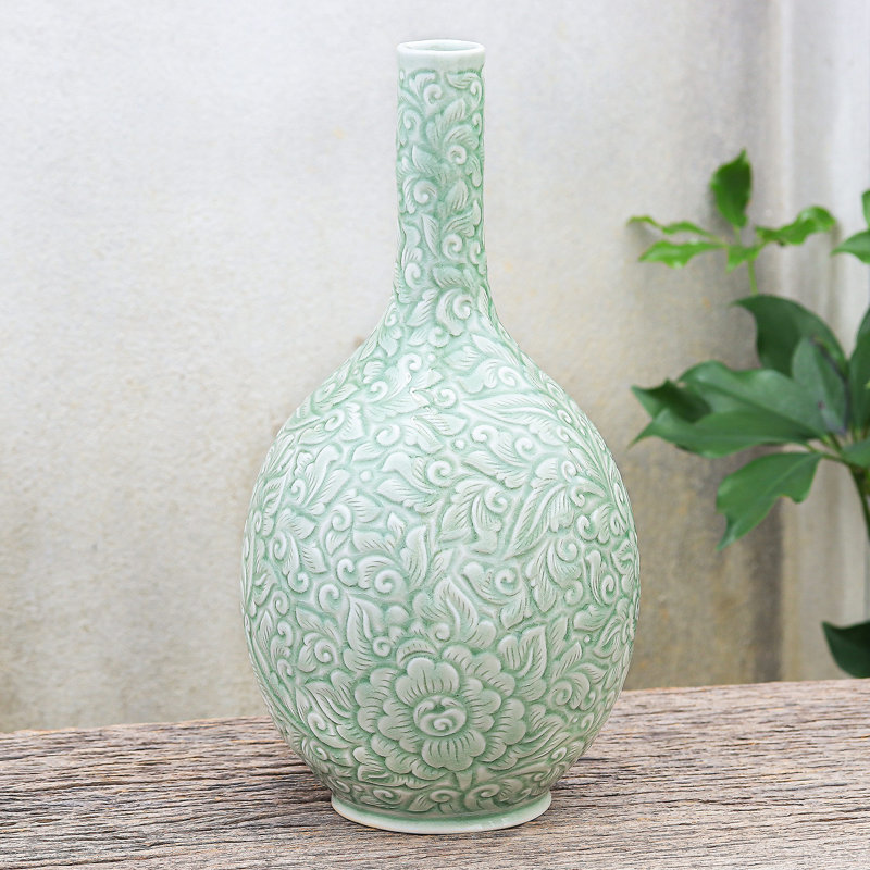 Rochel Handmade Ceramic Table Vase