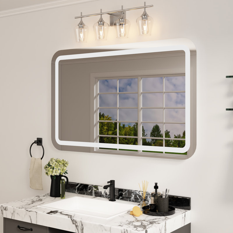 Éclairage pour meuble-lavabo Siordia, Nickel brossé, H 9,65 po x l 28,94 po x P 6,3 po, Quatre lumières