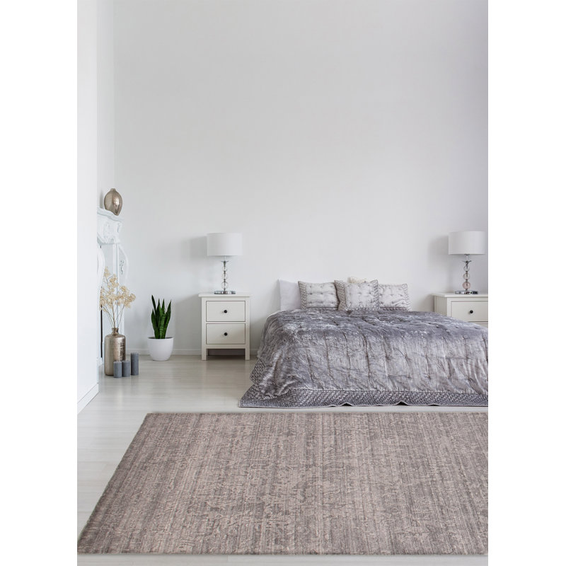Tapis unique gris unique de 5 pi 6 po x 7 pi 8 po Kashkuli Gabbeh