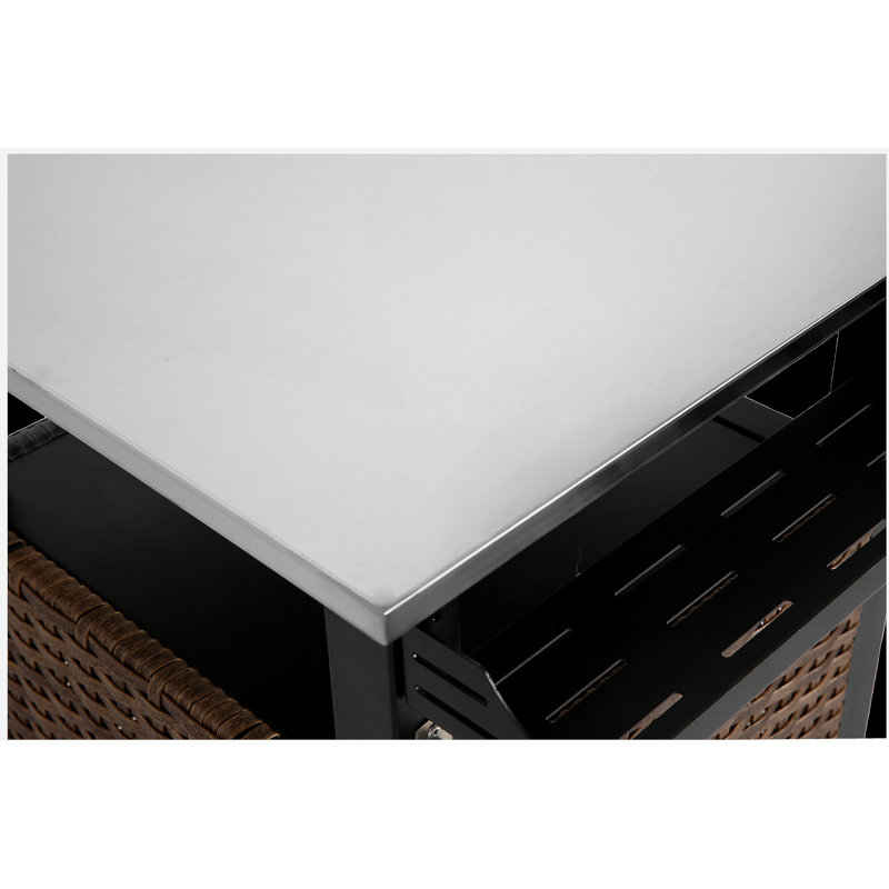 Armoire de rangement à roulettes à une porte avec îlot de cuisine en osier pour l'extérieur avec roulettes et table d'extension en acier inoxydable, poignée latérale pour la cuisine ou le bar sur le patio, brun