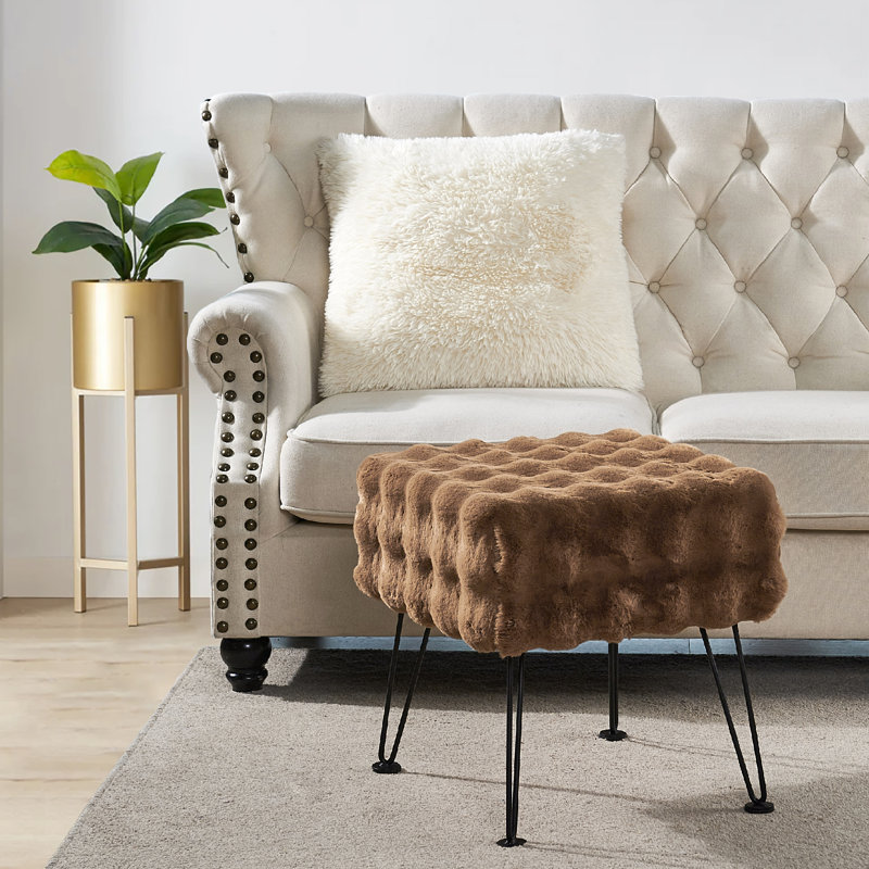 Tabouret en fausse fourrure, Fausse fourrure taupe