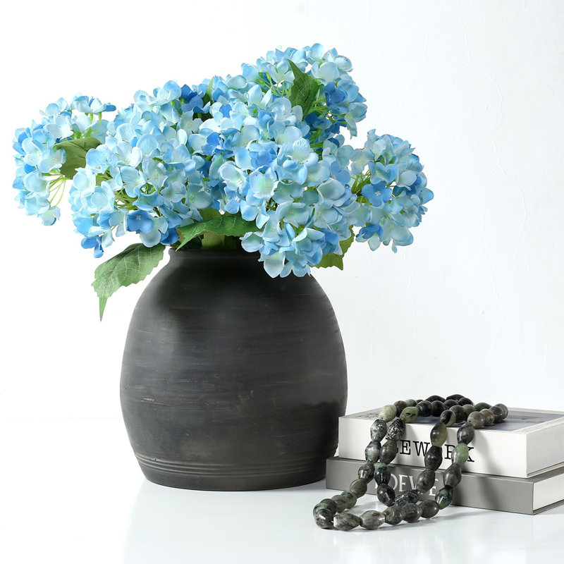 Ceramic / Porcelain Table Vase