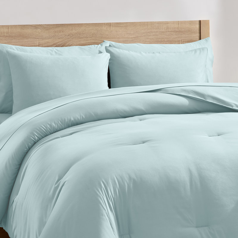 Ensemble d'édredon en microfibre 7 pièces avec draps, Édredon de grande taille et 6 pièces supplément, Bleu clair bébé