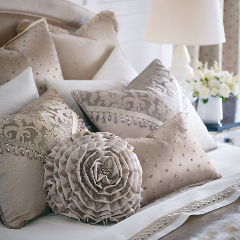 Isolde Lumbar Pillow Cover & Insert