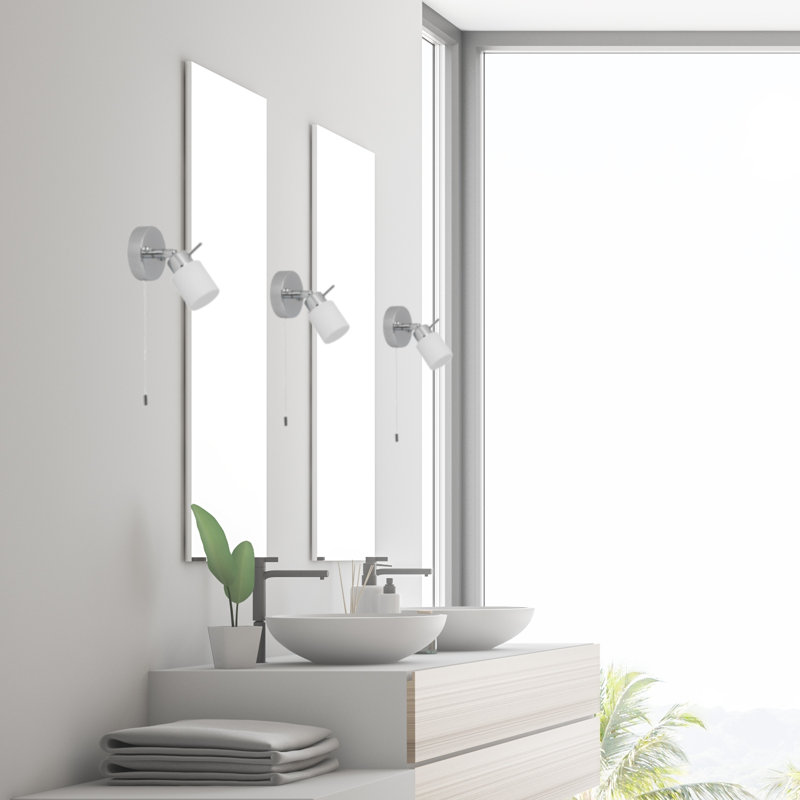 Daisja Bath Sconce