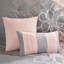 Très grand lit en coton imprimé gris / pêche - édredon, rembourrage ornemental de 15 pouces, coussins décoratifs brodés-117581471