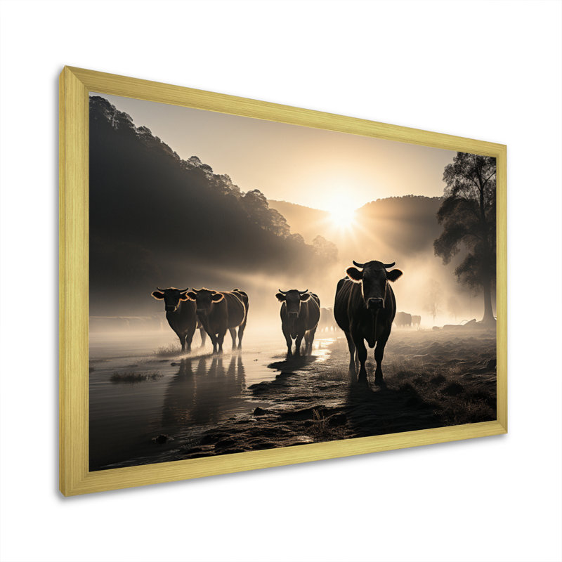 Kerbie Bétail Misty Morning Grazing III - Imprimé, Encadrement doré, H 12 po x l 20 po x P 1 po