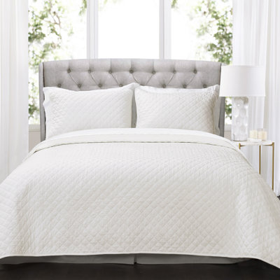 Ava Diamond Oversized Cotton Quilt White 3Pc Set Cal King