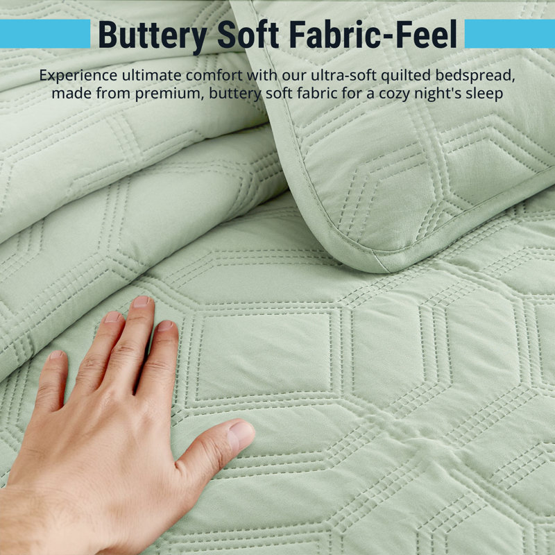 HLC.ME Logan - 3 Piece Quilt Set, Lightweight Bedspread Coverlet Set, Queen Quilt + 2 Standard Shams, Sage Green