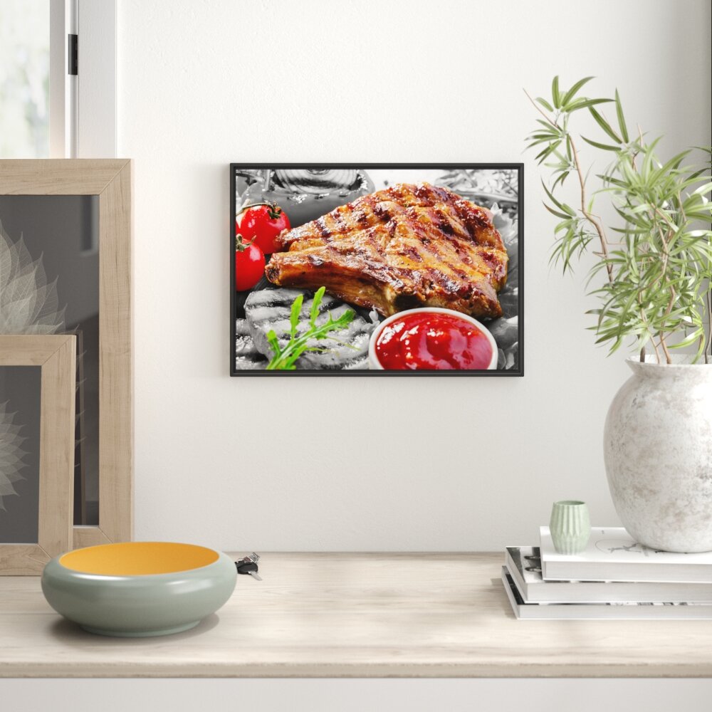 Leinwandbild „Saftiges Steak mit Grillkäse", Grafikdruck