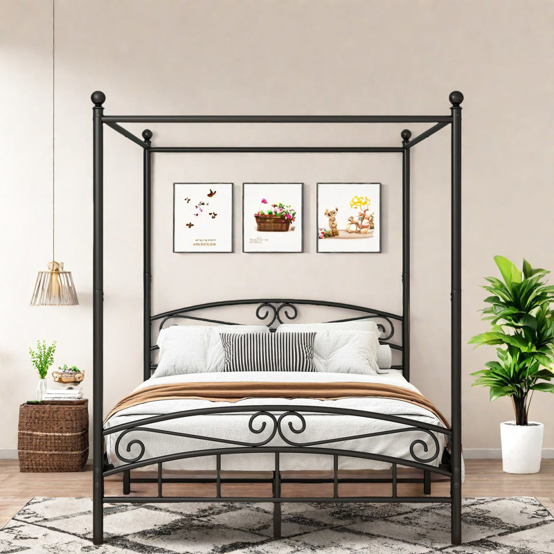 Grand lit en métal robuste avec auvent et rangement, style industriel