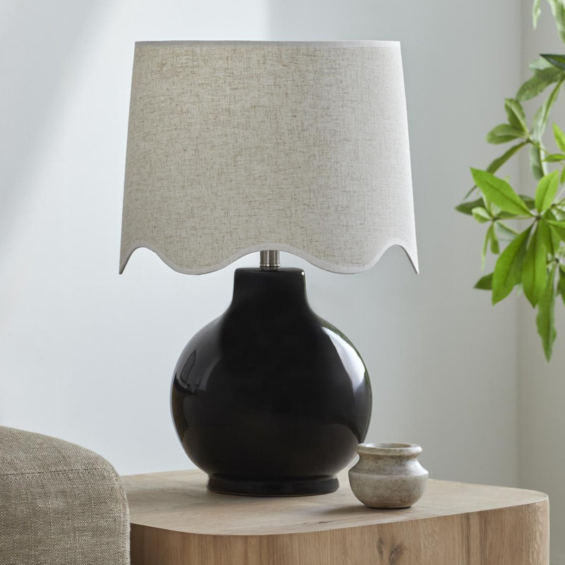 Lampe de table Canvey Maura, Noir, noir, noir, noir, Beige, H 22 po x l 15 po x P 15 po