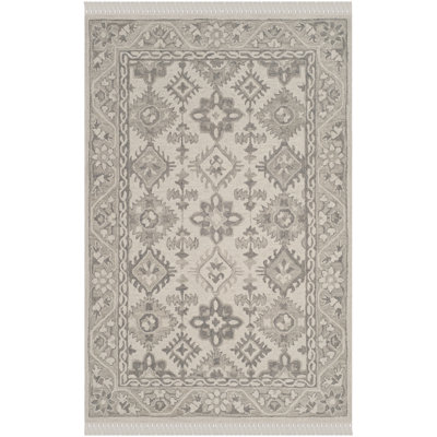 Tapis oriental en laine touffeté à la main Vahakn