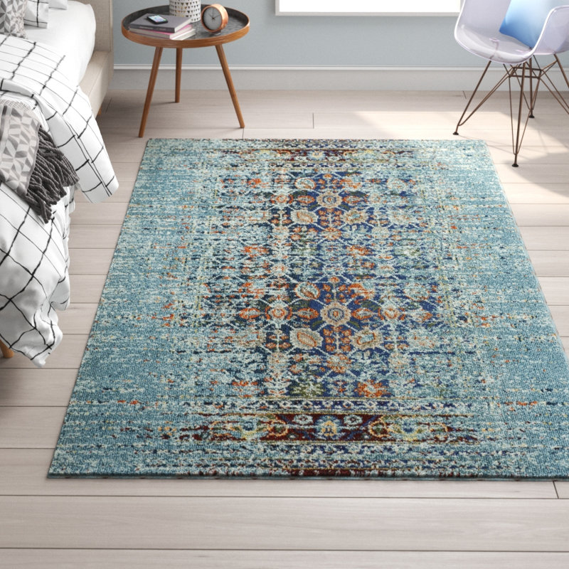 Tapis oriental bleu Hertzler, Rectangle 4 pi x 5 pi 7 po, Ivoire / Bleu