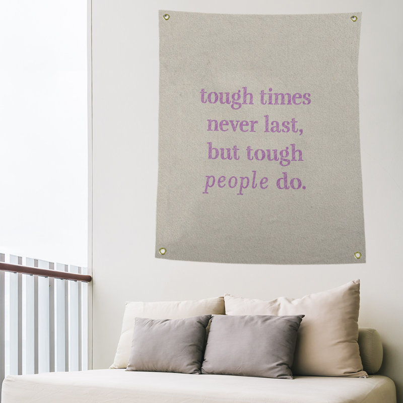 Tapisserie en polyester rigide times, H 59 pi x l 50 po, Blanc / violet