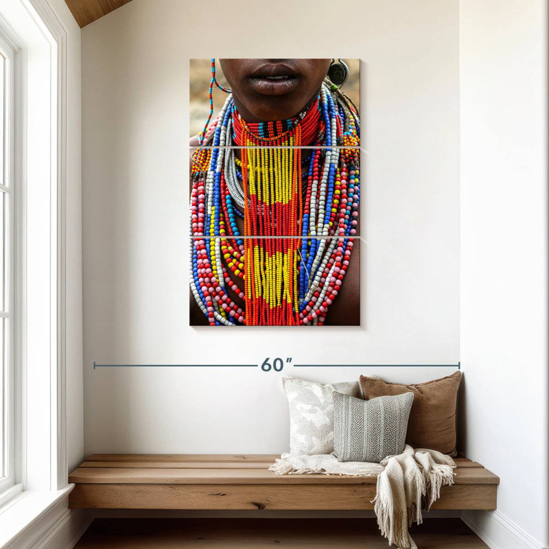 Femme Leisha Arbore Tribe, H 45 po x l 28 po