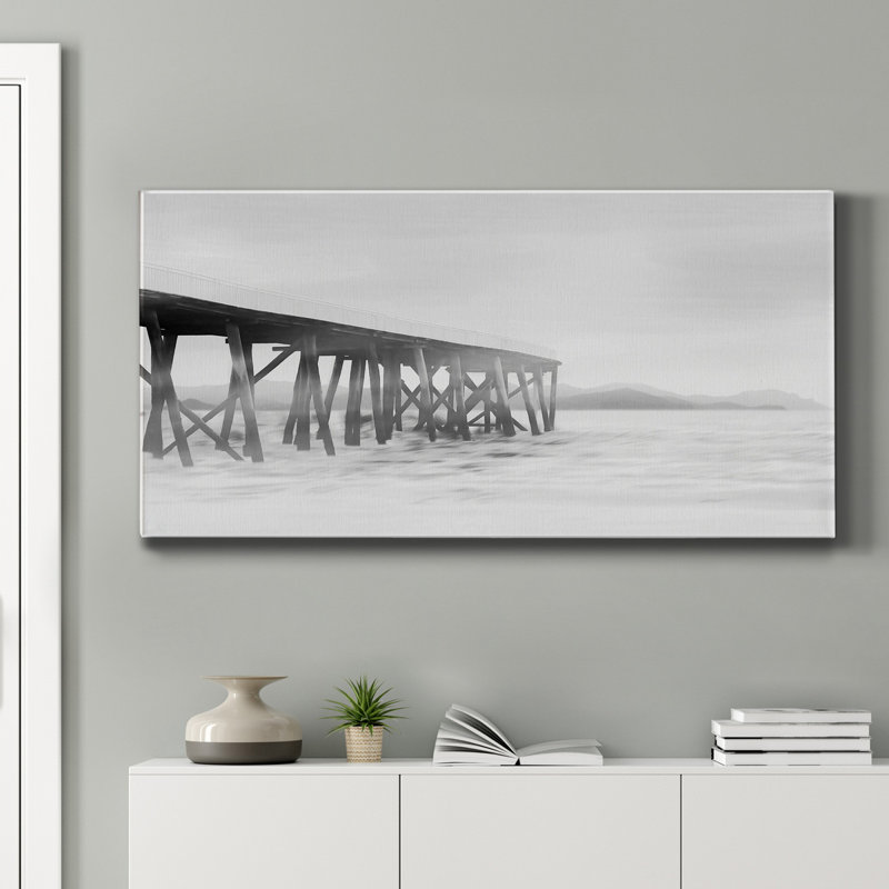 Misty Morning Pier - Impression sur toile tendue, H 24 po x l 12 po x P 1 po