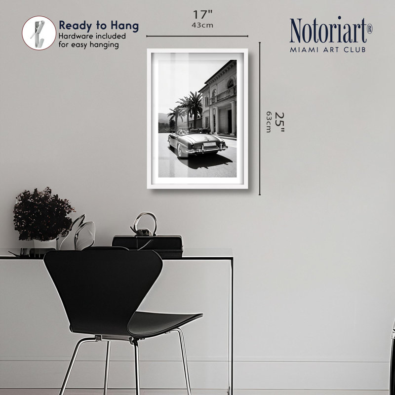 Roadster Shadowbox Print par Notoriart, H 25 po x l 17 po, Blanc