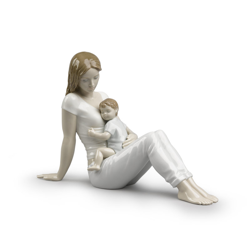 Figurine «A Mother's Love»