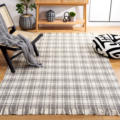 Tahmin Hand Woven Wool Plaid Rug
