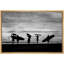 Silhouette de divertissement nautique de surfeurs transportant leur planche de surf sur Sunset Beach Modern-101090864-101090861