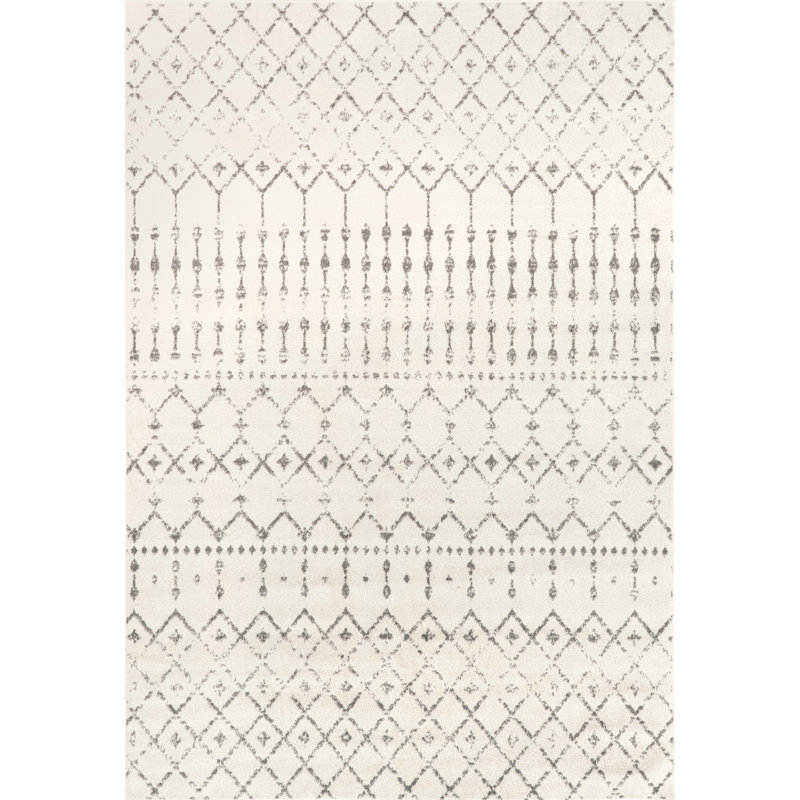 Giannini Geometric Moroccan Area Rug in Gray/ Off White, Rectangle 4' x 6'