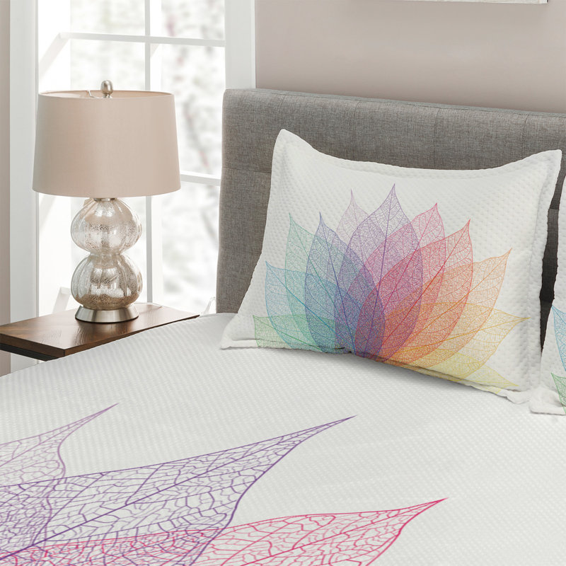 Vibrant Farmhouse / Country Floral Coverlet