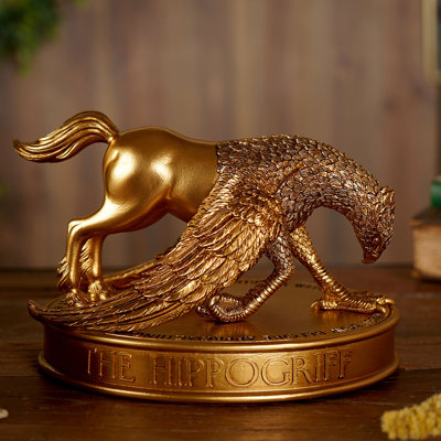 Resin Figurine / Sculpture Decorative Object