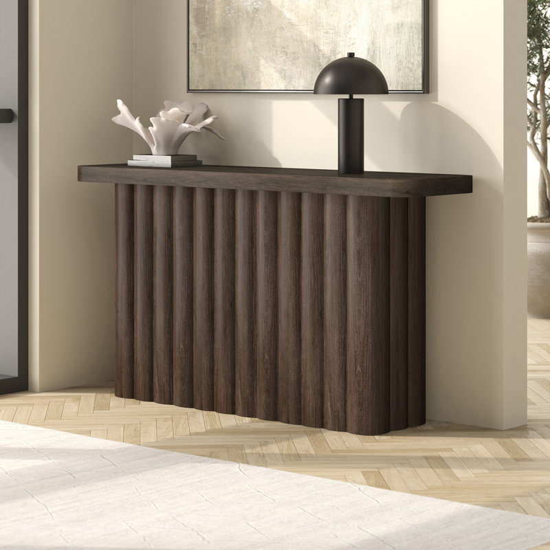 Console rectangulaire cannelée en chêne brun de 55 po de largeur Olie, Chêne brun