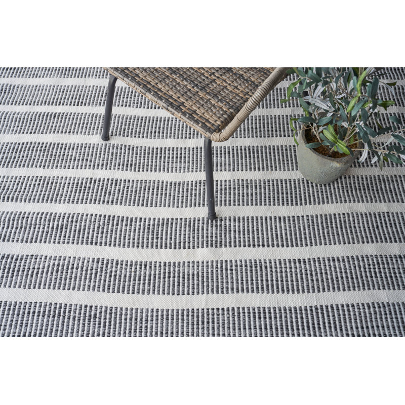 Boca Geometric Area Rug in Ivory, Rectangle 9' x 12'