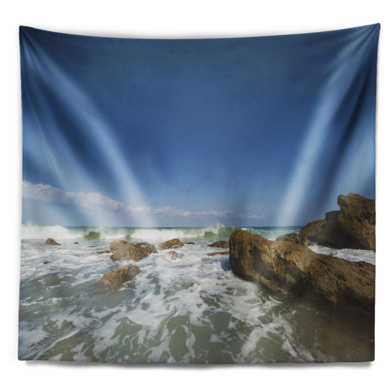 Paysage marin avec tapisserie à vagues blanches, H 68 po x l 80 po