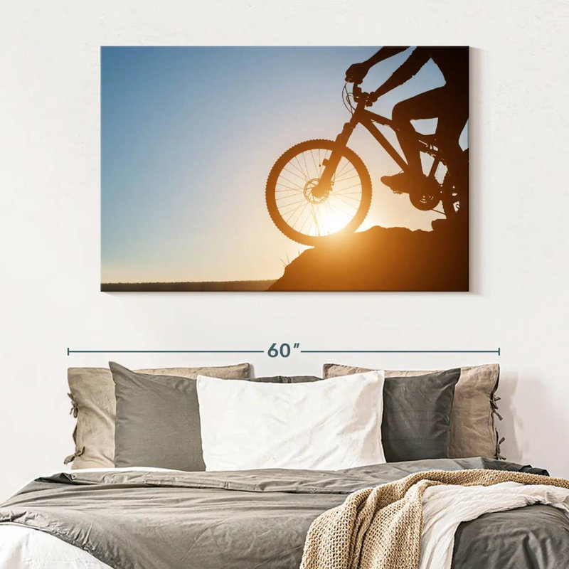 Senne, vélo de montagne au coucher du soleil