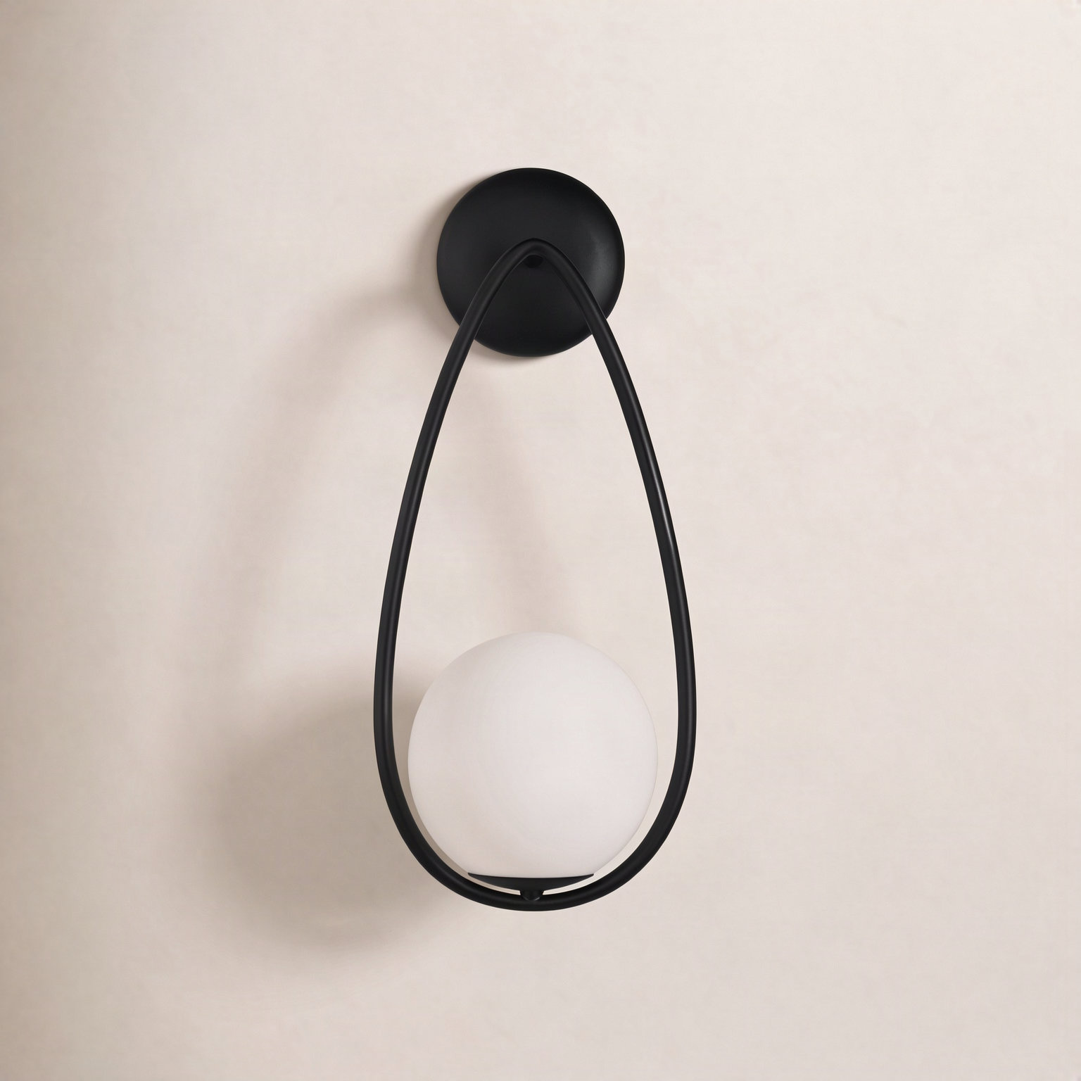 Akara Single Frosted Dimmable Bath Sconce, Midnight Black