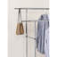 Portemanteau en métal chromé à hauteur réglable de style industriel pour des solutions de garde-robe spacieuses